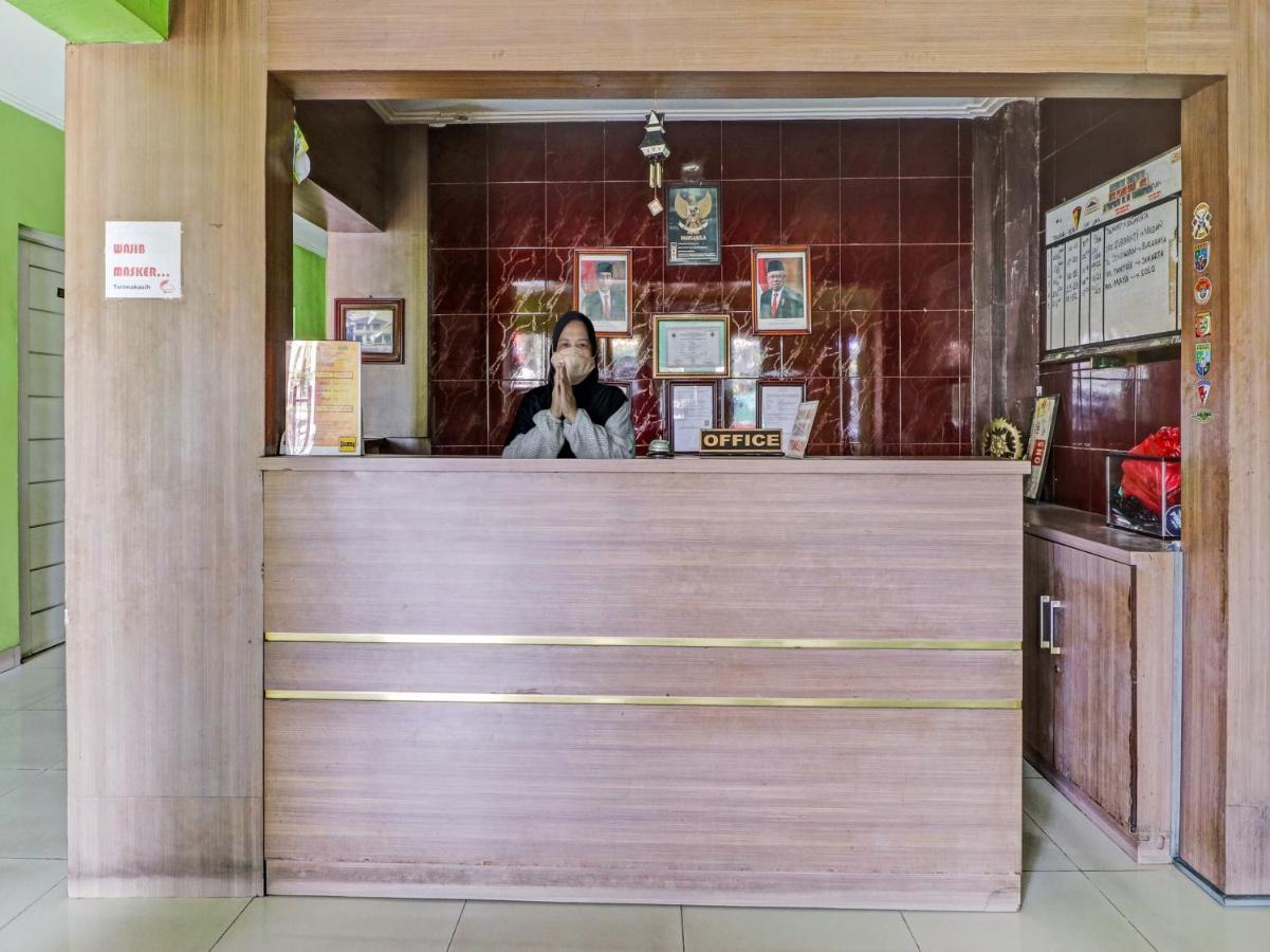 Spot On 90632 Hotel Pelangi Indah Paskal Bandung Exterior photo