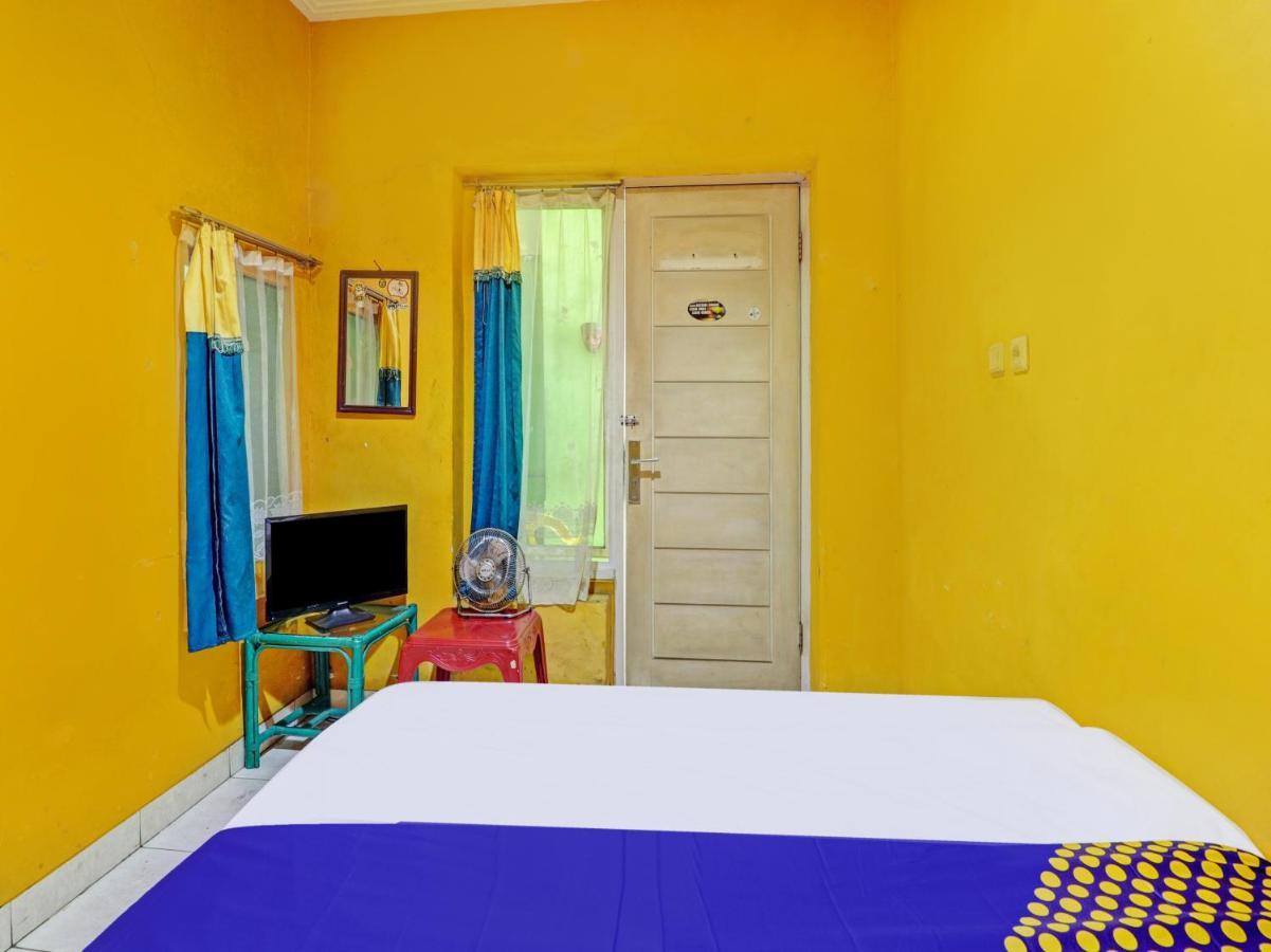 Spot On 90632 Hotel Pelangi Indah Paskal Bandung Exterior photo