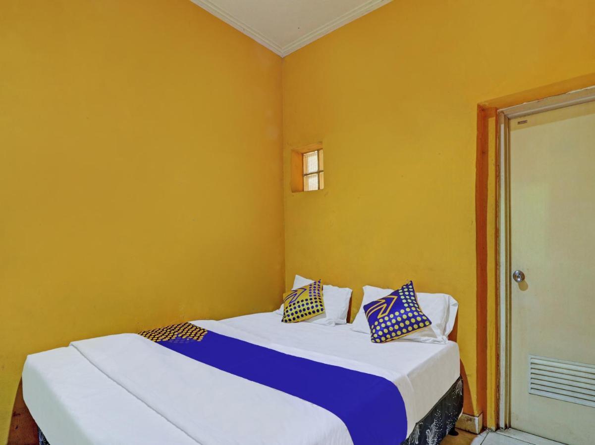 Spot On 90632 Hotel Pelangi Indah Paskal Bandung Exterior photo